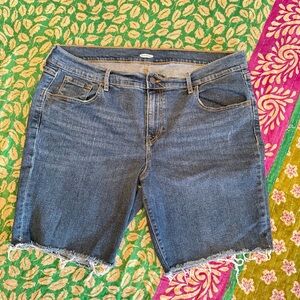 Old Navy Dark Blue Denim Slim Bermuda Shorts ~Size 16